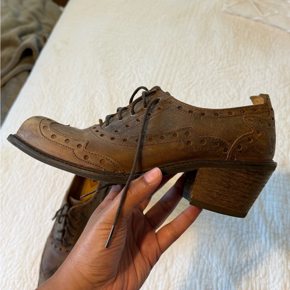 Vintage Brown Leather Fluevog Heels
